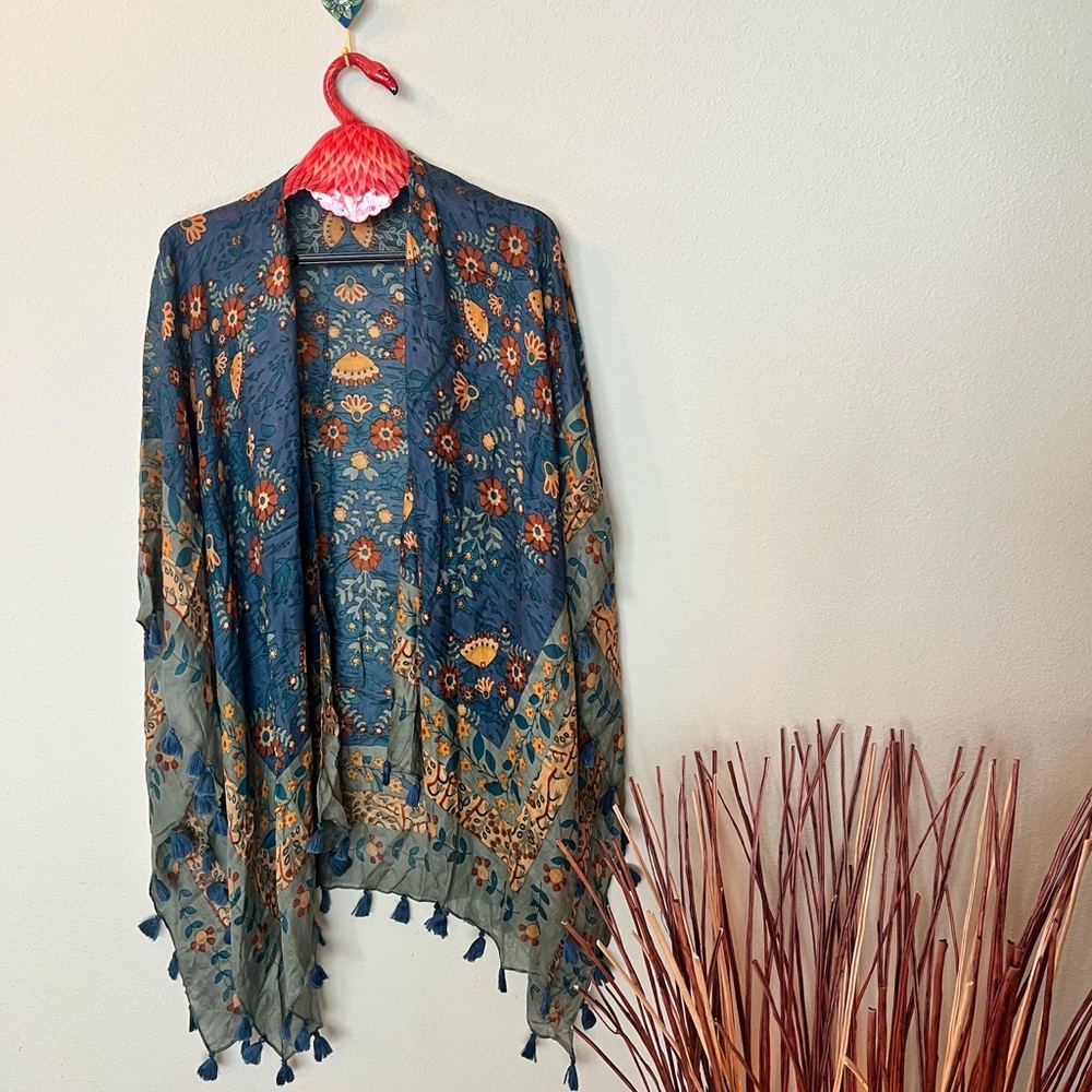 Natural Life Blue Floral Kimono NEW - Picture 2 of 13